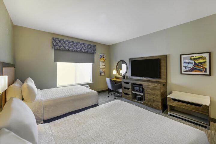 Room 13 of 50