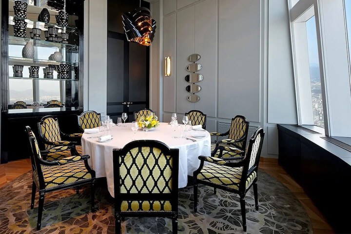 Dining 92 of 124