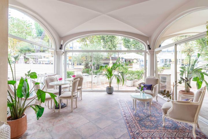 Terrace/Patio 70 of 77