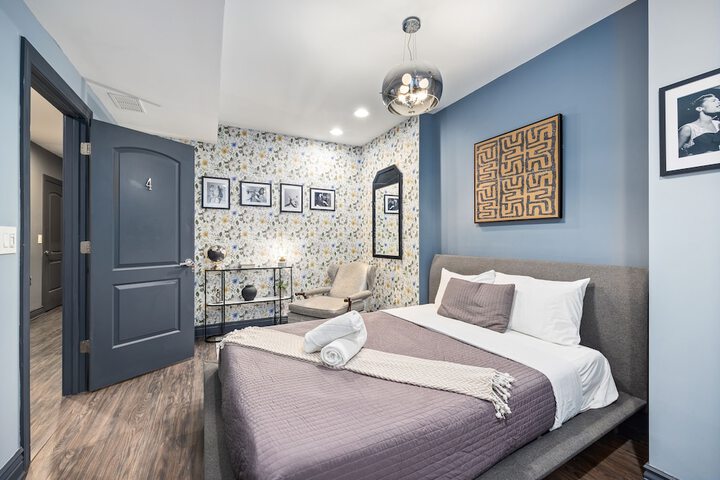 Room 4 of 31