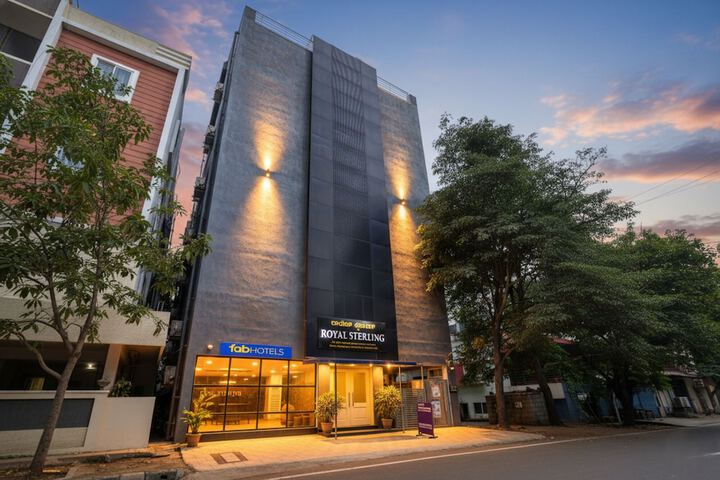 FabHotel Royal Sterling
