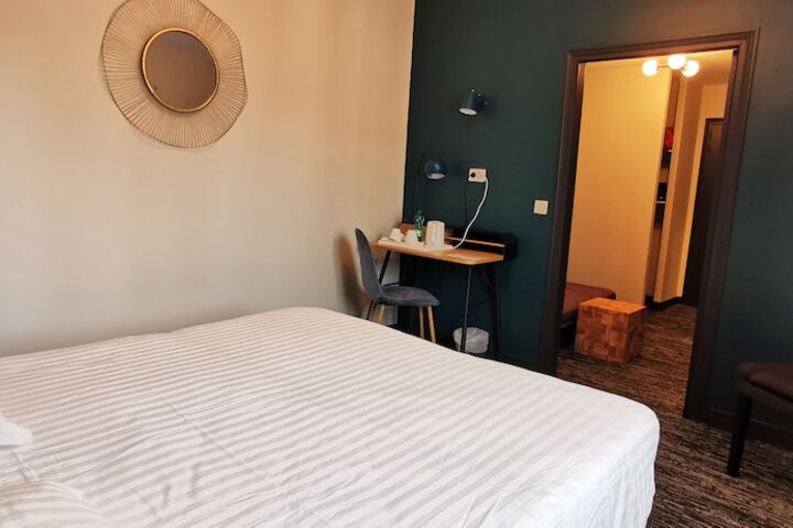 Room 13 of 63