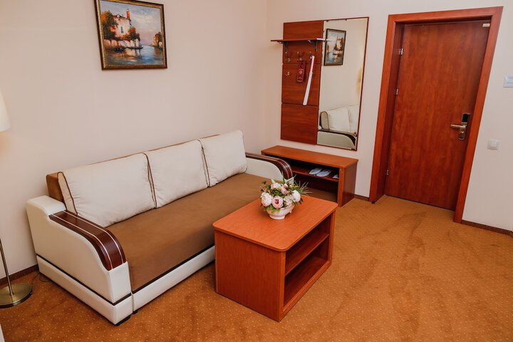 Room 15 of 24