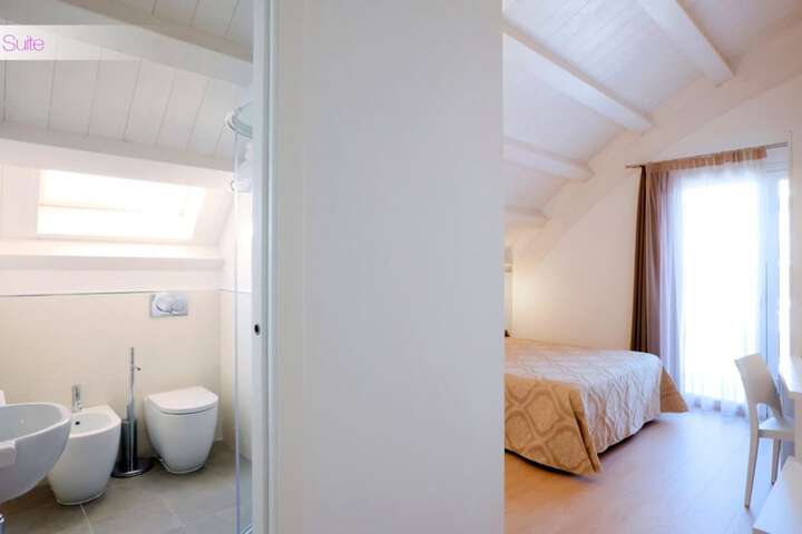 Room 10 of 56