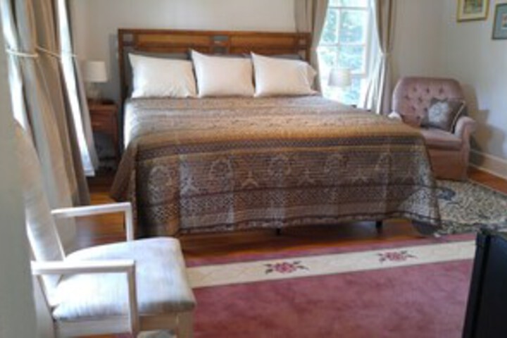 Room 19 of 38