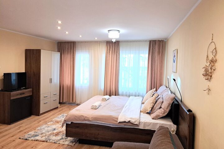 Room 9 of 71