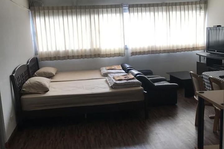 Room 2 of 9