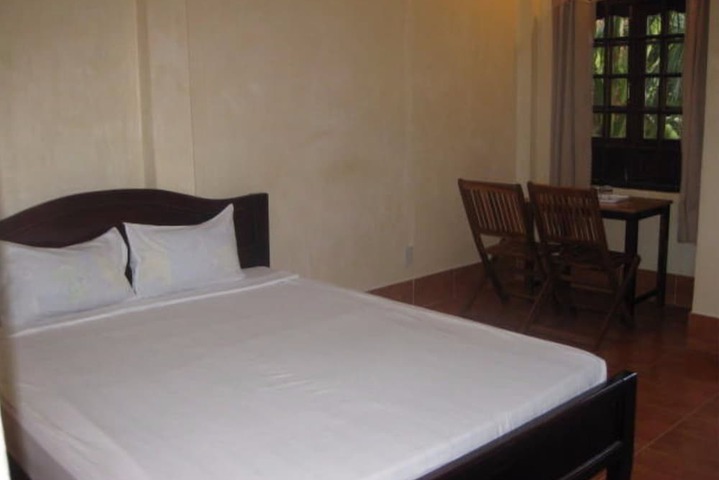 Room 3 of 59