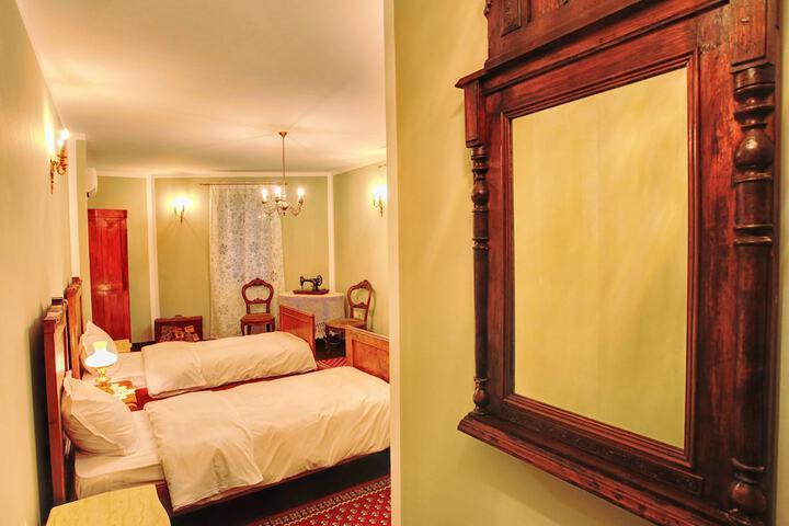 Room 18 of 59