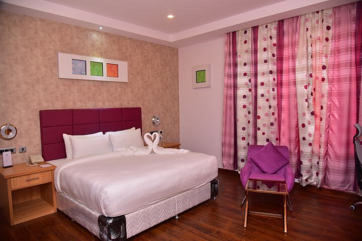 Room 7 of 15