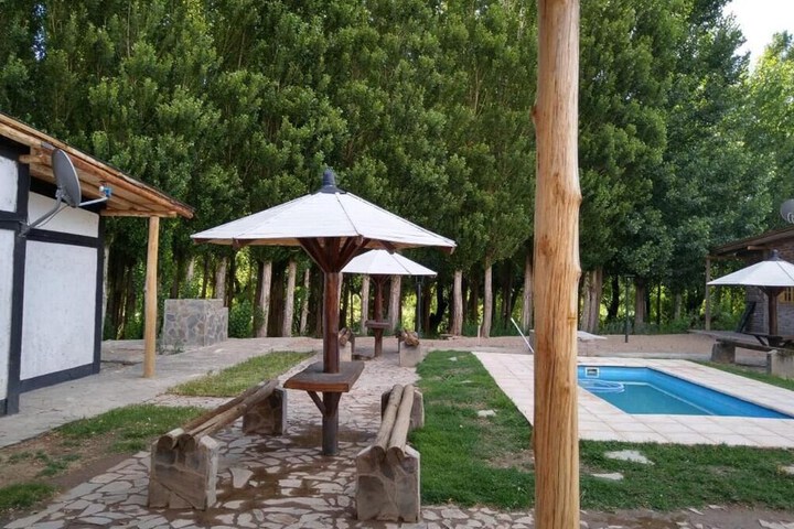 Pool 13 of 28