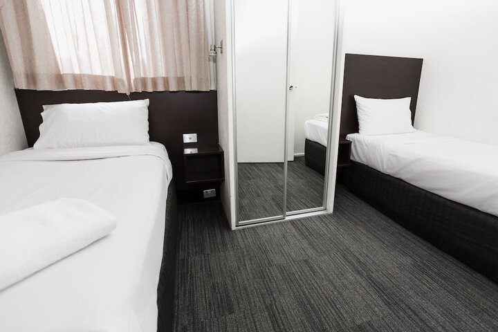 Room 15 of 61