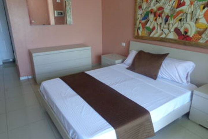 Room 42 of 91