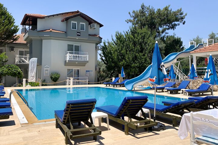 Pool 63 of 93