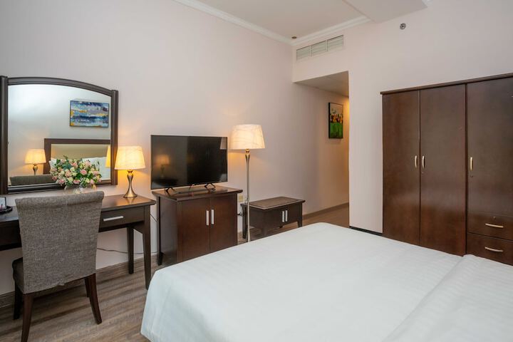 Room 5 of 46