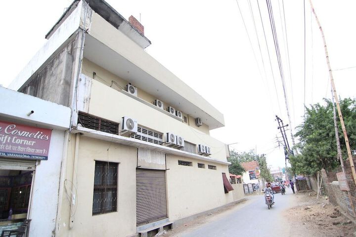 OYO 15177 HOTEL HKJ SANSKRITI