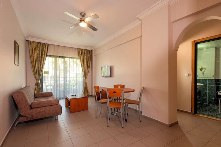 Room 8 of 23