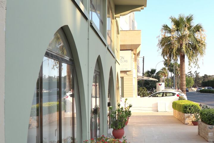Hotel 20 of 24