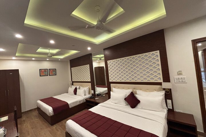 Room 18 of 20