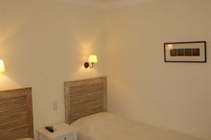 Room 11 of 46