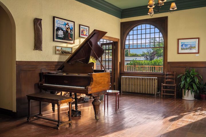 Lobby Photos