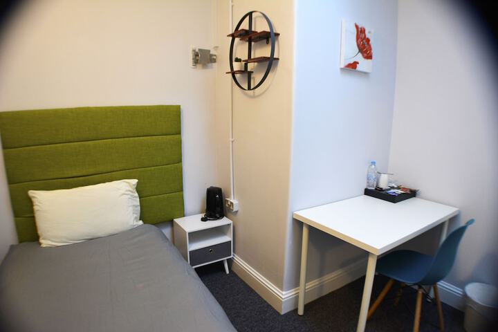 Room 37 of 46