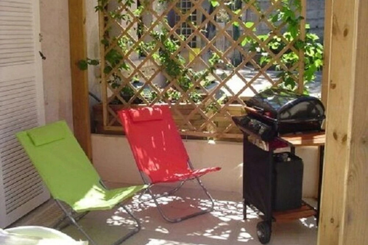 Terrace/Patio 3 of 9