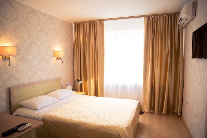 Room 25 of 87