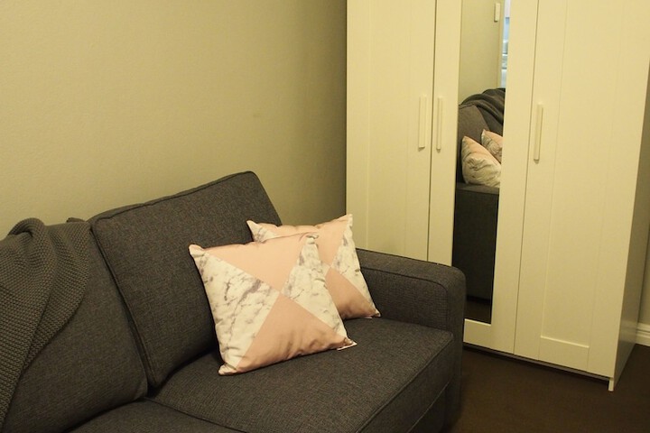 Room 5 of 38