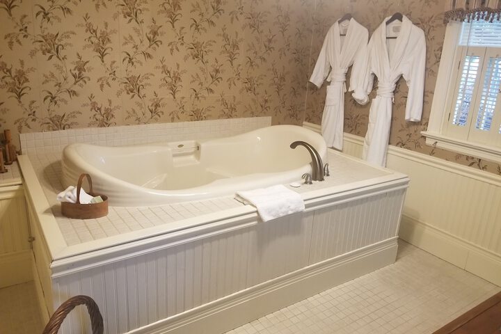 Room 19 of 47