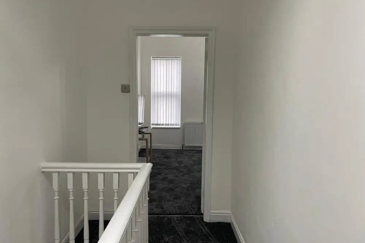 Room 11 of 15