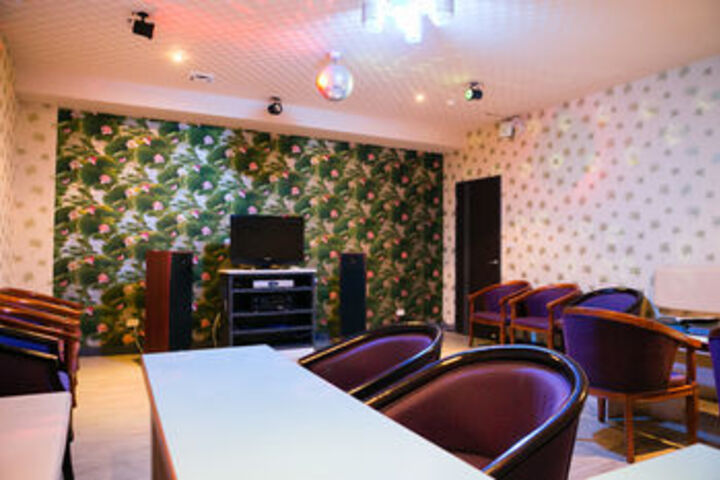 Room 34 of 63