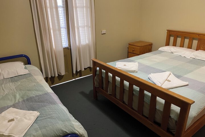 Room 8 of 17