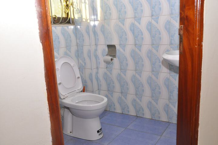 Room 10 of 26