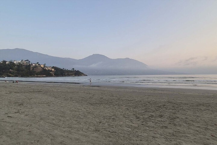Beach 37 of 40