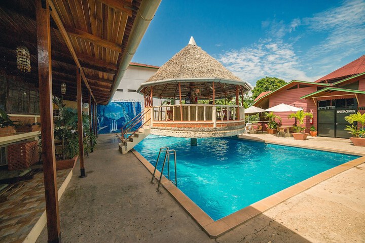 Photo of Los Gavilanes Hotel