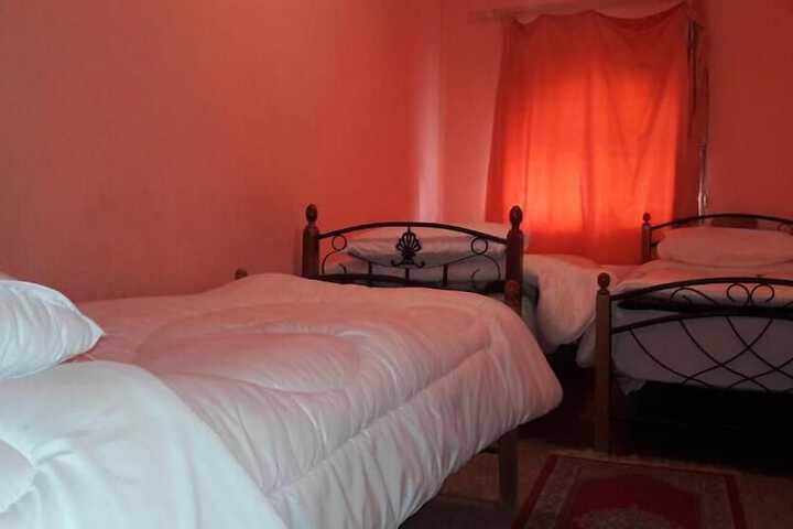 Room 3 of 10