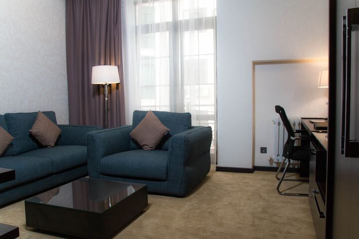 Room 15 of 60