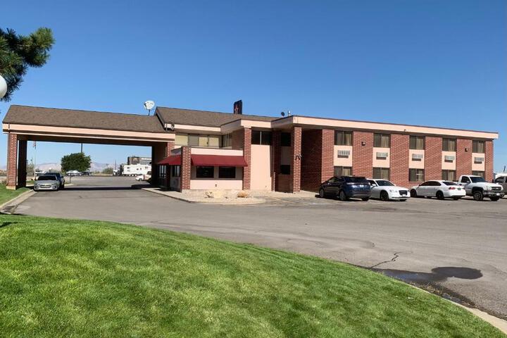 Days Inn by Wyndham Lake Point in Tooele, UT
