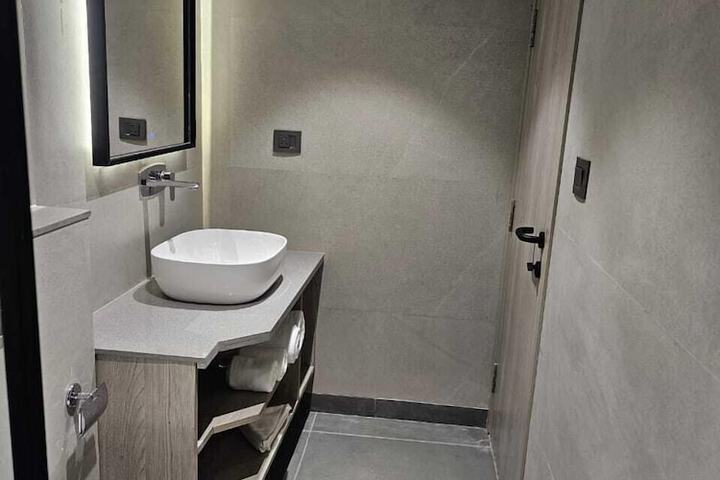 Room 19 of 26