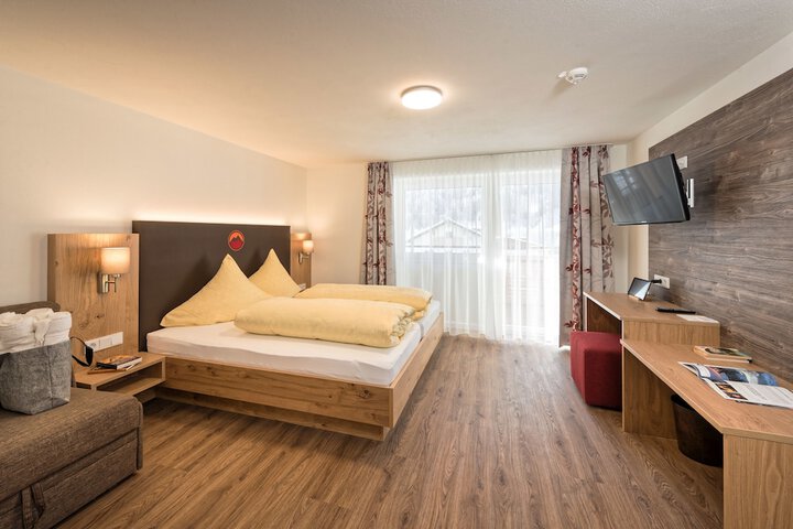 Room 12 of 31