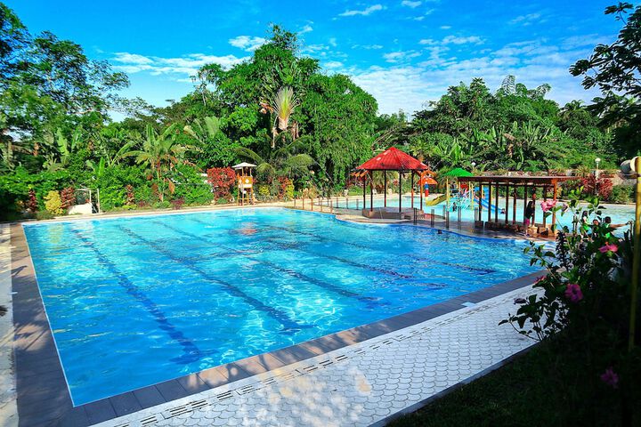 Pool 27 of 62