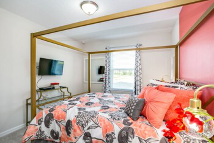 Room 43 of 50