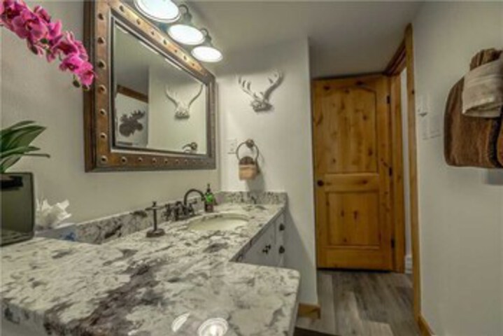 Room 5 of 26