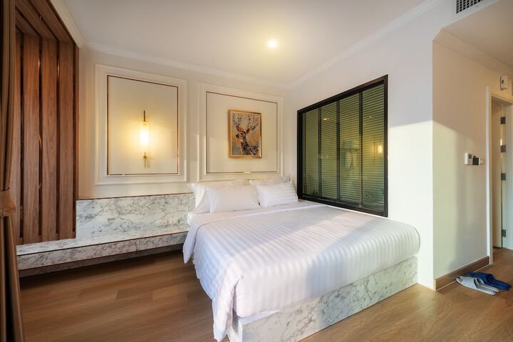 Room 20 of 68
