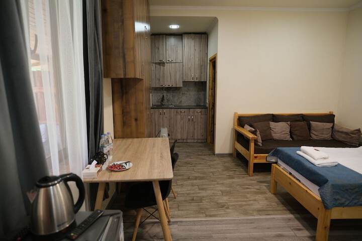 Room 16 of 94