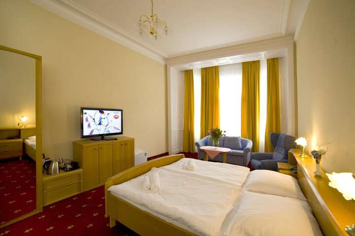 Room 9 of 60