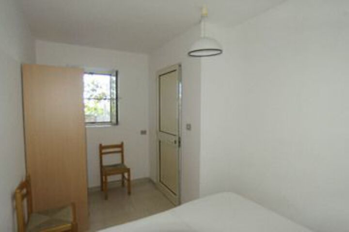 Room 17 of 26