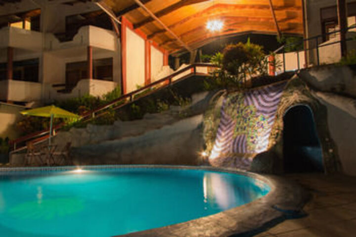 Pool 20 of 27