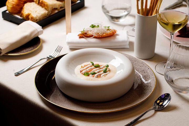 Dining 146 of 188